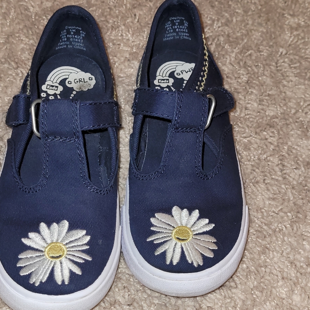 KEDS toddler girl size 10, Navy blue with daisies.